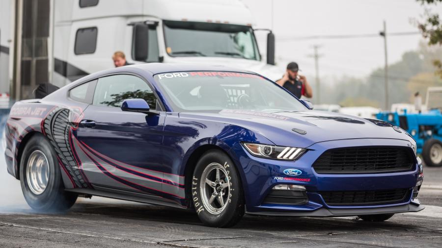  Ford Mustang Cobra Jet Drag Car 2016 года  (фото 7 из 17)